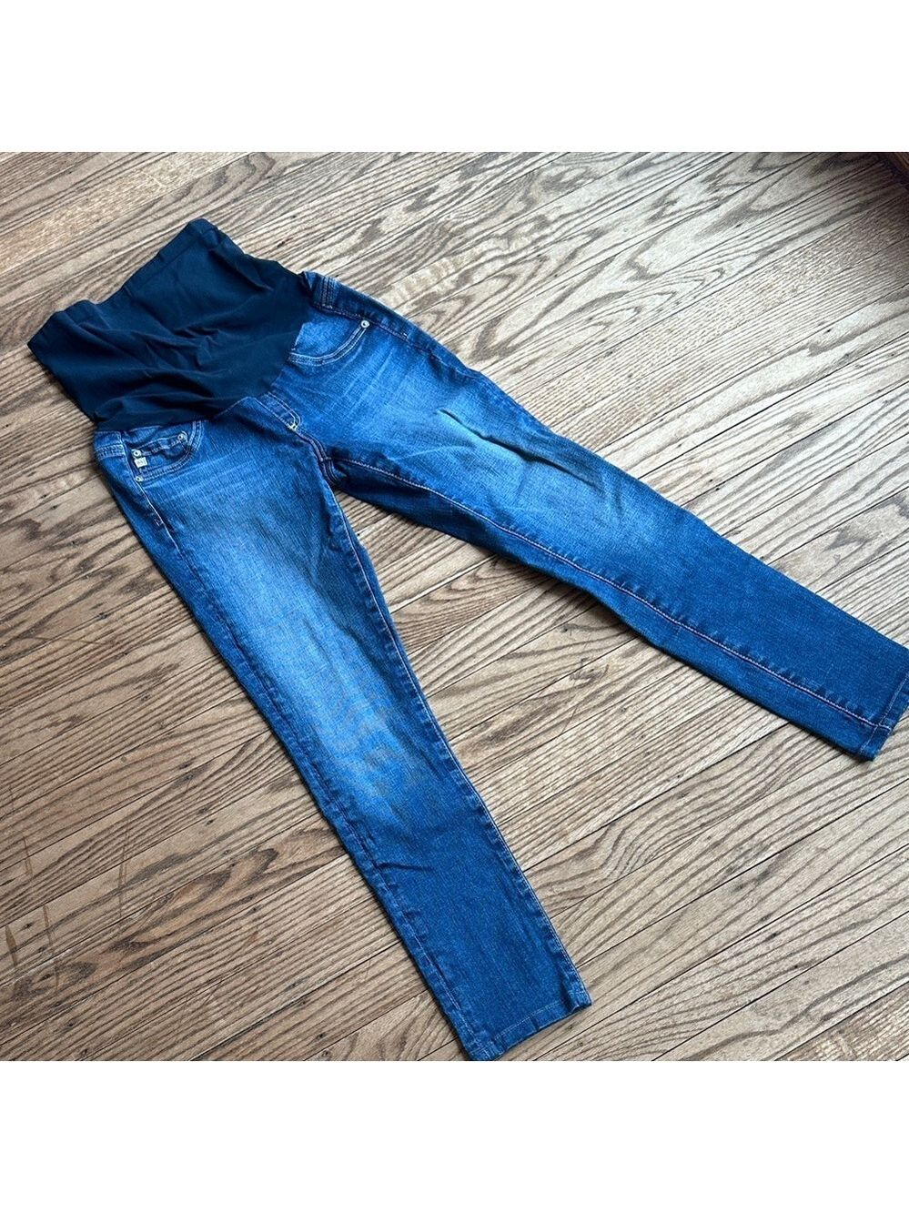 AG Adriano Goldschmeid pregnancy maternity skinny jeans light wash size 25 EUC